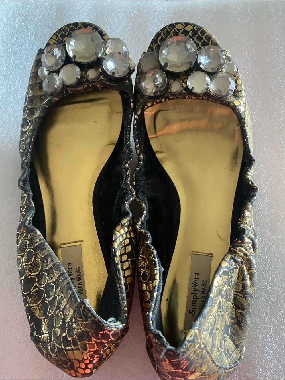 Simply Vera Vera Wang Gold Metallic Jeweled Ballet Flats 8 1/2 M